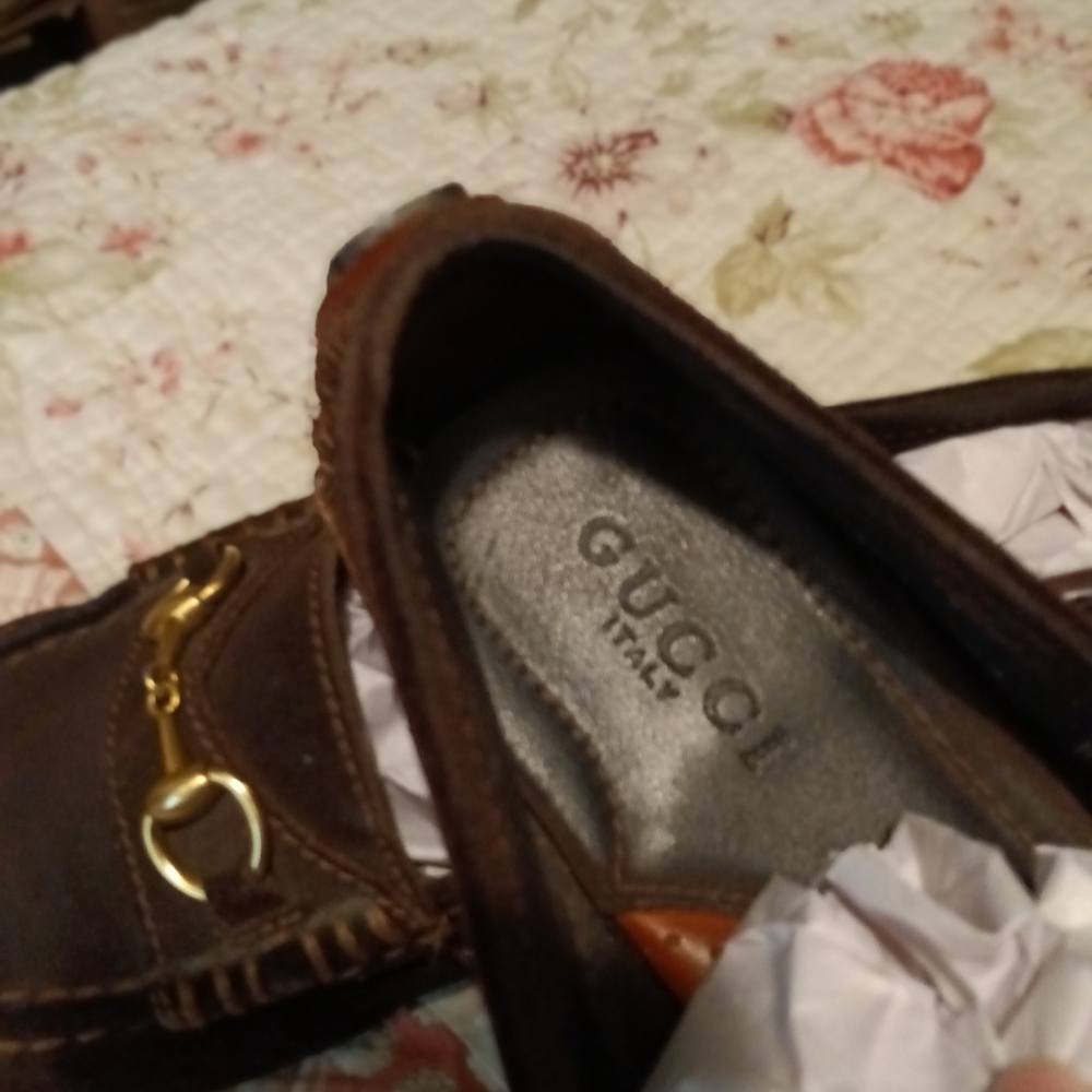 The Iconic Vintage Horsebit Gucci Dark Brown Leather Loafers with Gold Detail - Picture 11 of 16